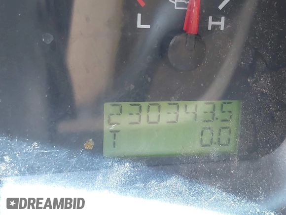 2005 Ford F-150 XL with VIN 1FTRF12255KD05760, listed as a IAAI auction lot 42642783 with 230,343 mi miles and . Bid and sale history available at DreamBid. Image 7.