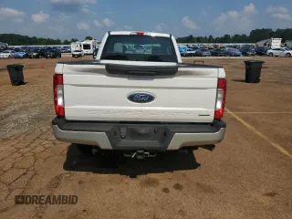 2017 Ford F-350 XL z VIN 1FT8W3A63HED69780, wystawiony jako Copart lot #55436945 z przebiegiem 162 220 mil mil oraz Szkoda całkowita • Salvage title. Historia ofert i sprzedaży dostępna na DreamBid. Obrazek 6.