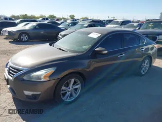 2015 Nissan Altima SV with VIN 1N4AL3AP8FC133739, listed as a IAAI auction lot 42117883 with 239,614 mi miles and . Bid and sale history available at carsss.com. Image 2.