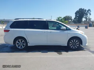 2019 Toyota Sienna XLE with VIN 5TDDZ3DC1KS224861, listed as a IAAI auction lot 42093799 with 68,651 mi miles. Bid and sale history available at carsss.com. Image 13.
