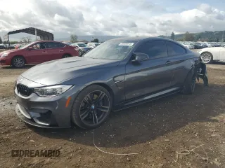 2016 BMW M4 z VIN WBS3R9C53GK338336, wystawiony jako Copart lot #50939815 z przebiegiem 81 818 mil mil oraz Szkoda całkowita • Salvage title. Historia ofert i sprzedaży dostępna na DreamBid. Obrazek 1.