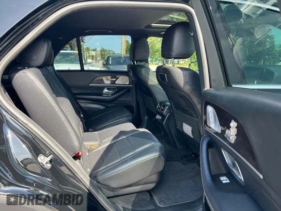 2020 Mercedes-Benz GLE 350 with VIN 4JGFB4JEXLA112448, listed as a Copart auction lot 61493635 with 85,249 mi miles and Clean title. Bid and sale history available at DreamBid. Image 6.
