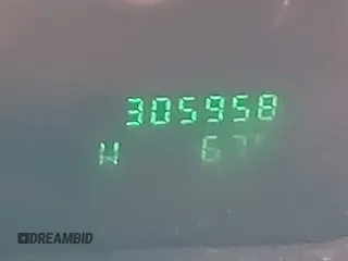 2003 Ford Explorer XLT z VIN 1FMZU63K03UB22071, wystawiony jako IAAI lot #41610461 z przebiegiem 305 958 mil mil oraz . Historia ofert i sprzedaży dostępna na DreamBid. Obrazek 7.