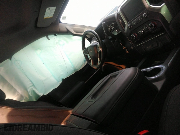 2020 Chevrolet Silverado 1500 LT Trail Boss with VIN 1GCPYFED9LZ147231, listed as a IAAI auction lot 41575194 with 90,371 mi miles. Bid and sale history available at carsss.com. Image 5.