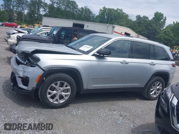 2023 Jeep Grand Cherokee Limited z VIN 1C4RJGBG1PC587289, wystawiony jako IAAI lot #42496587 z przebiegiem 75 292 mil mil oraz . Historia ofert i sprzedaży dostępna na DreamBid. Obrazek 14.