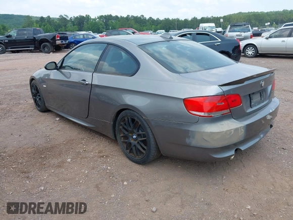 2009 BMW 3 Series 328i with VIN WBAWV13589P121644, listed as a IAAI auction lot 42409524 with 172,692 mi miles and . Bid and sale history available at DreamBid. Image 3.