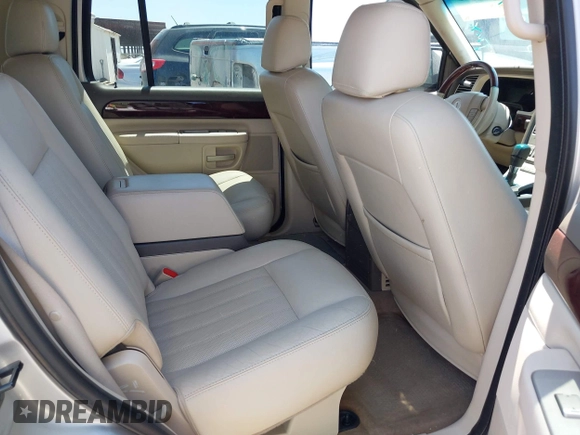 2004 Lincoln Aviator Luxury z VIN 5LMEU68H44ZJ37279, wystawiony jako IAAI lot #42079143 z przebiegiem 111 031 mil mil oraz . Historia ofert i sprzedaży dostępna na DreamBid. Obrazek 8.