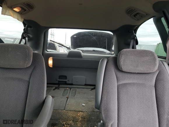 2005 Dodge Caravan SXT with VIN 2D4GP44L65R137675, listed as a Copart auction lot 53655995 with 120,922 mi miles and Clean Title. Bid and sale history available at carsss.com. Image 10.