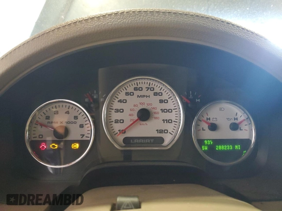 2005 Ford F-150 XLT with VIN 1FTPX125X5NB81756, listed as a Copart auction lot 57835215 with 208,233 mi miles and Salvage title. Bid and sale history available at DreamBid. Image 9.