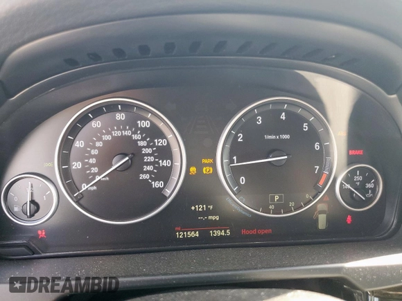 2016 BMW X5 sDrive35i with VIN 5UXKR2C56G0U16905, listed as a Copart auction lot 52826435 with 121,564 mi miles and Salvage Title. Bid and sale history available at carsss.com. Image 9.
