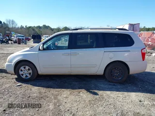 2009 Kia Sedona LX with VIN KNDMB233096312990, listed as a IAAI auction lot 41261428 with 254,323 mi miles. Bid and sale history available at carsss.com. Image 14.