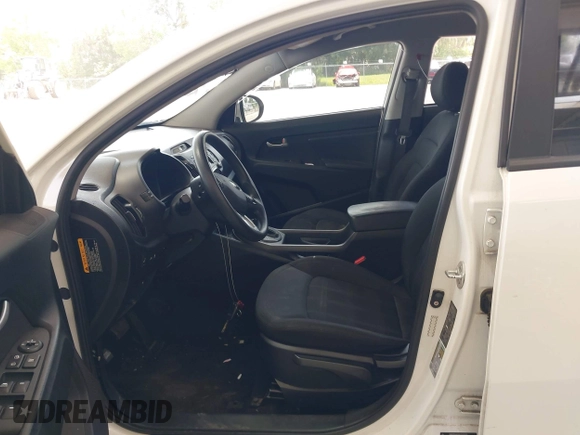 2013 Kia Sportage LX z VIN KNDPB3A2XD7521010, wystawiony jako IAAI lot #42297975 z przebiegiem 134 826 mil mil oraz . Historia ofert i sprzedaży dostępna na DreamBid. Obrazek 5.