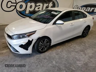 2024 Kia Forte LXS with VIN 3KPF24AD0RE733733, listed as a Copart auction lot 55706885 with 31,673 mi miles and Clean Title. Bid and sale history available at DreamBid. Image 1.