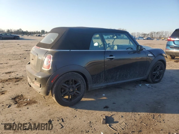 2015 MINI Convertible S with VIN WMWZP3C58F2A91317, listed as a Copart auction lot 42748905 with 164,932 mi miles and Salvage title. Bid and sale history available at DreamBid. Image 3.