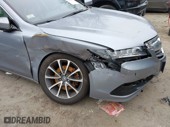 2015 Acura TLX V6 Tech with VIN 19UUB3F58FA005919, listed as a IAAI auction lot 41245647 with 110,505 mi miles. Bid and sale history available at carsss.com. Image 6.
