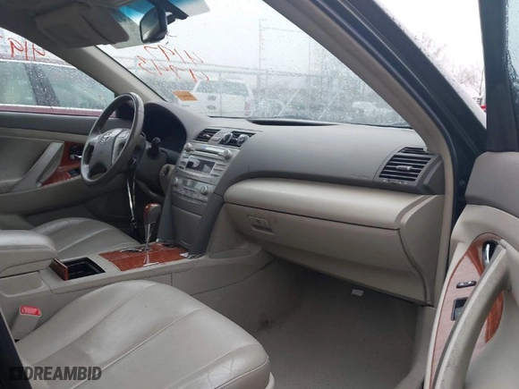 2011 Toyota Camry LE with VIN 4T4BF3EK9BR154092, listed as a IAAI auction lot 41974743 with 275,563 mi miles. Bid and sale history available at carsss.com. Image 5.
