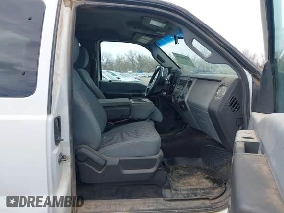 2013 Ford F-250 XL with VIN 1FT7X2B60DEB53722, listed as a IAAI auction lot 41890186 with 236,994 mi miles and . Bid and sale history available at DreamBid. Image 5.