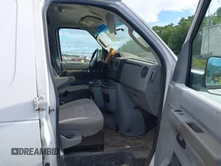 2013 Ford Econoline Cargo Commercial с VIN 1FTNS2EW1DDB05203, выставлен на аукционе IAAI как лот 42777531 с пробегом 218 285 миль миль и . История ставок и продаж доступна на DreamBid. Изображение 5.