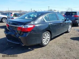 2015 Honda Accord Sedan EX-L with VIN 1HGCR2F80FA020958, listed as a IAAI auction lot 41834824 with 118,796 mi miles. Bid and sale history available at carsss.com. Image 4.