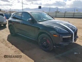 2016 Porsche Cayenne GTS z VIN WP1AD2A21GLA72479, wystawiony jako Copart lot #47125165 z przebiegiem 74 942 mil mil oraz Szkody całkowita. Historia ofert i sprzedaży dostępna na DreamBid. Obrazek 4.