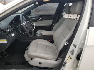 2010 Mercedes-Benz E 350 Luxury z VIN WDDHF8HB0AA099572, wystawiony jako Copart lot #54155435 z przebiegiem 62 107 mil mil oraz Szkoda całkowita • Salvage title. Historia ofert i sprzedaży dostępna na DreamBid. Obrazek 7.
