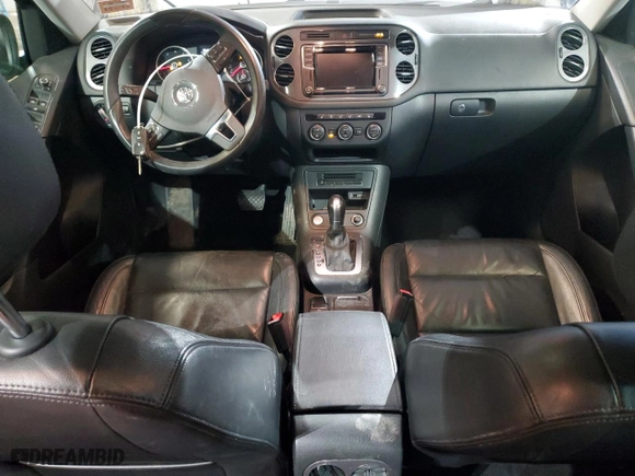 2017 Volkswagen Tiguan Sport with VIN WVGUV7AX5HK005391, listed as a Copart auction lot 41855395 with 88,147 mi miles and Salvage Title. Bid and sale history available at carsss.com. Image 8.