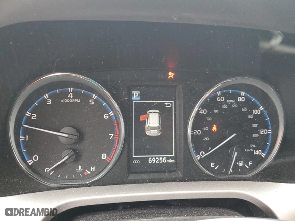 2016 Toyota RAV4 XLE with VIN JTMRFREV3GD182147, listed as a Copart auction lot 52833195 with 69,256 mi miles and Salvage Title. Bid and sale history available at carsss.com. Image 9.