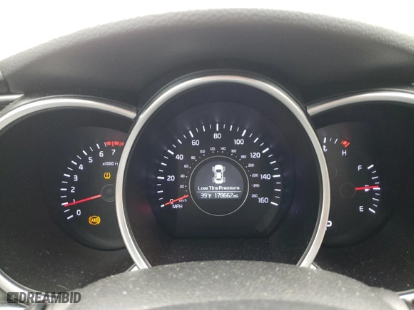 2015 Kia Optima EX with VIN 5XXGN4A70FG413496, listed as a Copart auction lot 49762865 with 178,662 mi miles and Salvage Title. Bid and sale history available at carsss.com. Image 9.