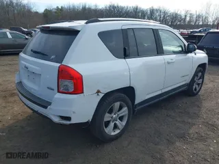 2012 Jeep Compass Latitude with VIN 1C4NJDEB5CD584509, listed as a IAAI auction lot 41672784 with 166,271 mi miles. Bid and sale history available at carsss.com. Image 4.