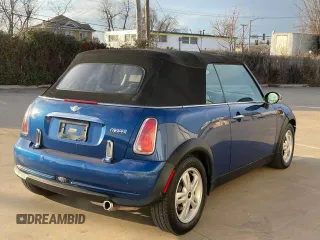 2007 MINI Convertible с VIN WMWRF33577TG17466, выставлен на аукционе Copart как лот 42860175 с пробегом 60 577 миль миль и Чистый • Clean title. История ставок и продаж доступна на DreamBid. Изображение 4.