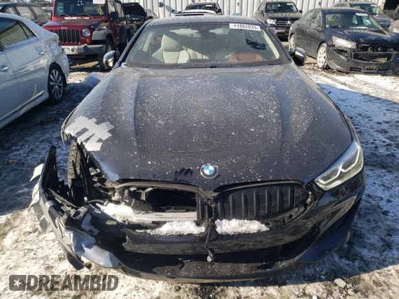 2020 BMW 8 Series M850i xDrive z VIN WBABC4C04LCE75995, wystawiony jako Copart lot #41862035 z przebiegiem 31 550 mil mil oraz Szkoda całkowita • Salvage title. Historia ofert i sprzedaży dostępna na DreamBid. Obrazek 5.