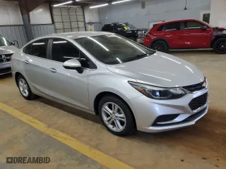 2018 Chevrolet Cruze LT with VIN 1G1BE5SM9J7179406, listed as a Copart auction lot 48997385 with 43,333 mi miles and Salvage Title. Bid and sale history available at carsss.com. Image 4.