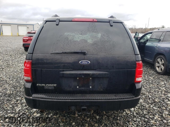 2003 Ford Explorer Eddie Bauer with VIN 1FMZU74K53UB95232, listed as a Copart auction lot 49914735 with 239,958 mi miles and Clean title. Bid and sale history available at DreamBid. Image 6.