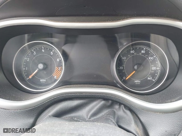 2015 Jeep Cherokee Trailhawk with VIN 1C4PJMBS7FW785575, listed as a IAAI auction lot 41876544 with 1 mi miles. Bid and sale history available at carsss.com. Image 15.