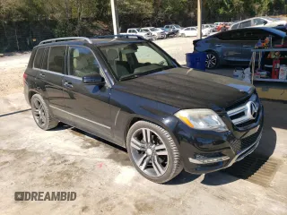 2013 Mercedes-Benz GLK 350 with VIN WDCGG8JB4DG104314, listed as a Copart auction lot 76598564 with 110,836 mi miles and Salvage Title. Bid and sale history available at DreamBid. Image 4.