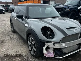 2020 MINI Hardtop Cooper S z VIN WMWXR5C06L2L60084, wystawiony jako Copart lot #60053805 z przebiegiem 91 168 mil mil oraz Szkoda całkowita • Salvage title. Historia ofert i sprzedaży dostępna na DreamBid. Obrazek 1.