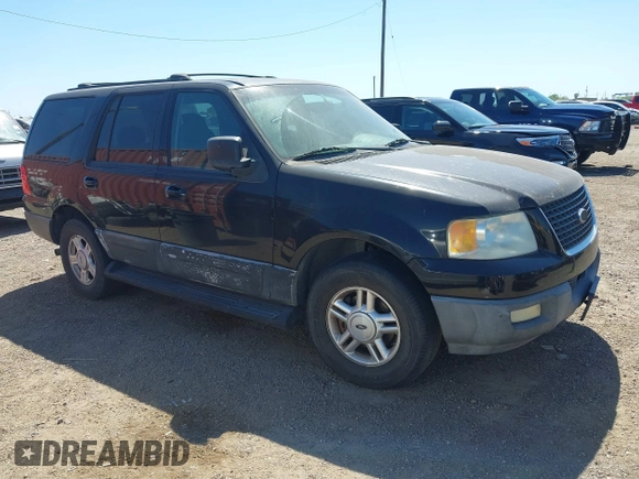 2004 Ford Expedition Special Service with VIN 1FMRU15W84LA19782, listed as a IAAI auction lot 41729791 with 256,992 mi miles. Bid and sale history available at carsss.com. Image 1.