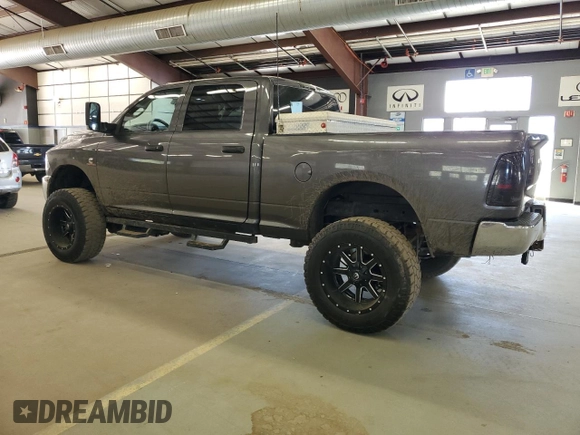 2015 Ram 2500 Tradesman z VIN 3C6UR5CL1FG524912, wystawiony jako Copart lot #54245925 z przebiegiem 312 171 mil mil oraz Czysty tytuł • Clean title. Historia ofert i sprzedaży dostępna na DreamBid. Obrazek 2.