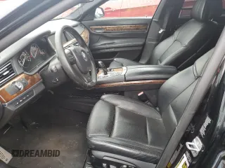 2013 BMW 7 Series 750i xDrive с VIN WBAYB6C55DD223914, выставлен на аукционе Copart как лот 81825144 с пробегом 81 818 миль миль и Списание • Salvage title. История ставок и продаж доступна на DreamBid. Изображение 7.