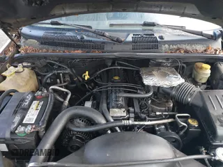 2001 Jeep Grand Cherokee Laredo с VIN 1J4GX48S41C628774, выставлен на аукционе IAAI как лот 42025584 с пробегом Не указан миль и . История ставок и продаж доступна на DreamBid. Изображение 10.