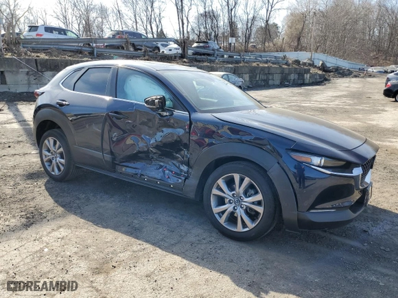 2021 Mazda CX-30 Preferred with VIN 3MVDMBCL2MM253720, listed as a Copart auction lot 49299975 with 21,981 mi miles and Salvage Title. Bid and sale history available at carsss.com. Image 4.