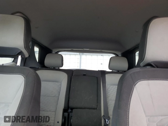 2019 Chevrolet Equinox LS with VIN 3GNAXHEV7KS641359, listed as a Copart auction lot 54582525 with 124,401 mi miles and Clean Title. Bid and sale history available at carsss.com. Image 10.