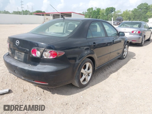 2008 Mazda 6 i Sport VE with VIN 1YVHP80CX85M21272, listed as a IAAI auction lot 42049348 with 240,304 mi miles. Bid and sale history available at carsss.com. Image 4.