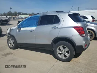 2020 Chevrolet Trax LT with VIN KL7CJLSB1LB015932, listed as a Copart auction lot 53910755 with Not Provided miles and Clean Title. Bid and sale history available at DreamBid. Image 2.