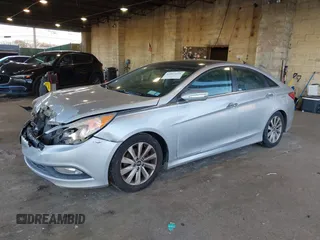 2014 Hyundai Sonata SE with VIN 5NPEC4AC2EH938525, listed as a IAAI auction lot 41117231 with 85,414 mi miles and . Bid and sale history available at DreamBid. Image 18.