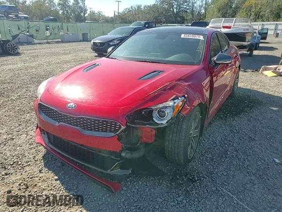 2020 Kia Stinger GT-Line with VIN KNAE15LA1L6084378, listed as a Copart auction lot 82859974 with 83,639 mi miles and Salvage Title. Bid and sale history available at carsss.com. Image 11.