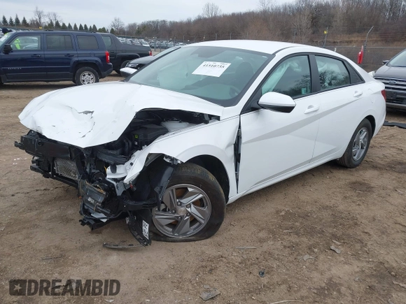 2024 Hyundai Elantra SE with VIN KMHLL4DG2RU786744, listed as a IAAI auction lot 41510735 with 8,221 mi miles and . Bid and sale history available at DreamBid. Image 17.