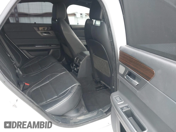 2016 Jaguar XF S with VIN SAJBG4BV6GCY06777, listed as a IAAI auction lot 41439170 with 63,313 mi miles. Bid and sale history available at carsss.com. Image 8.