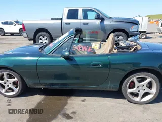 2001 Mazda MX-5 Miata with VIN JM1NB353410203981, listed as a IAAI auction lot 42028077 with Not Provided miles and . Bid and sale history available at DreamBid. Image 14.