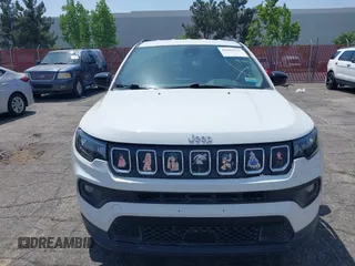 2022 Jeep Compass Latitude with VIN 3C4NJDBB6NT235666, listed as a IAAI auction lot 42161777 with 68,212 mi miles and . Bid and sale history available at DreamBid. Image 12.